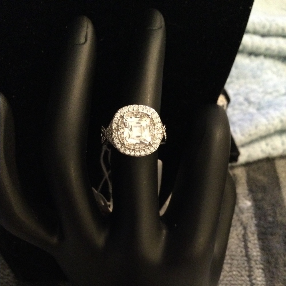 🔥🤩💍Stunning Diamond Ring 💍🤩🔥